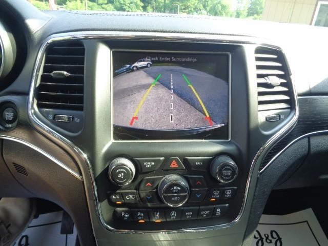 2017 Jeep Grand Cherokee UNLIMITED image 20