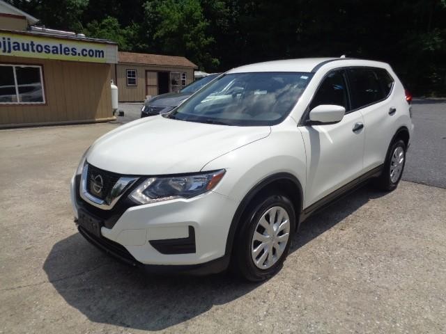 2017 Nissan Rogue S image 02