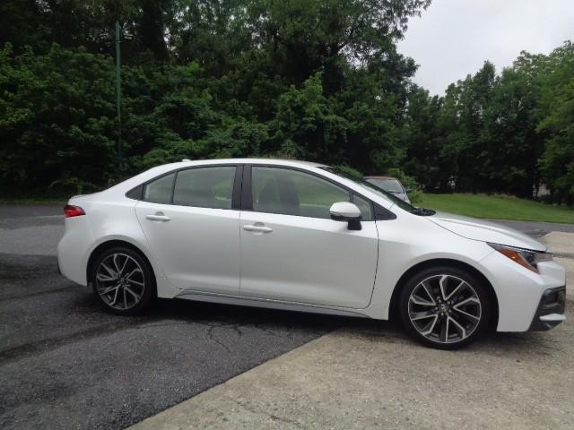 2022 Toyota Corolla SE image 03