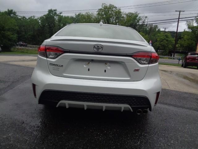 2022 Toyota Corolla SE image 04