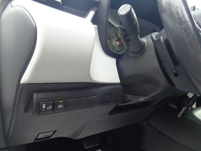 2022 Toyota Corolla SE image 19