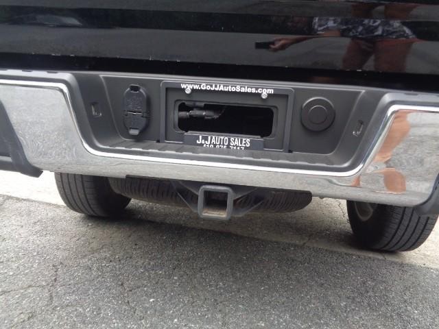 2016 GMC Canyon 4WD SLE Crew Cab image 06