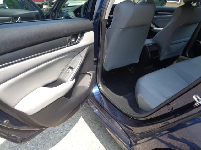 2020 Honda Accord Sedan LX 1.5T image 21