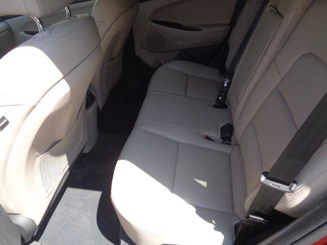 2017 Hyundai Tucson SE Plus image 20