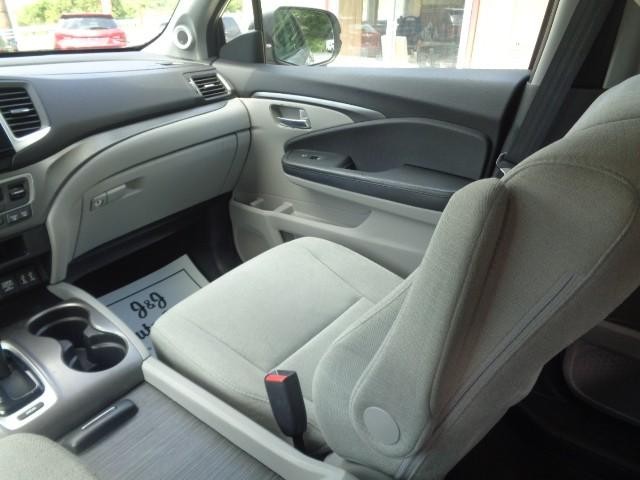 2016 Honda Pilot EX image 20