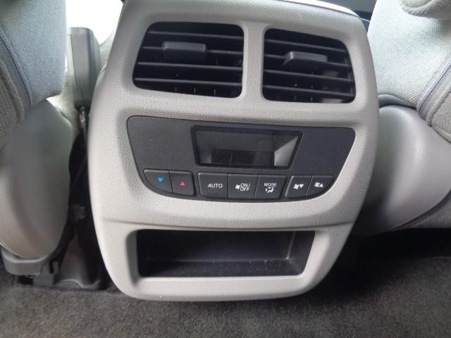 2016 Honda Pilot EX image 21
