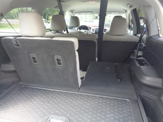 2016 Honda Pilot EX image 25