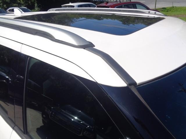 2017 Ford Explorer XLT image 09