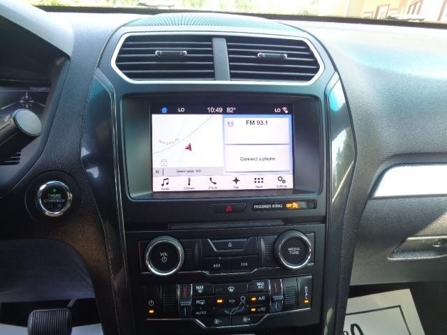2017 Ford Explorer XLT image 13