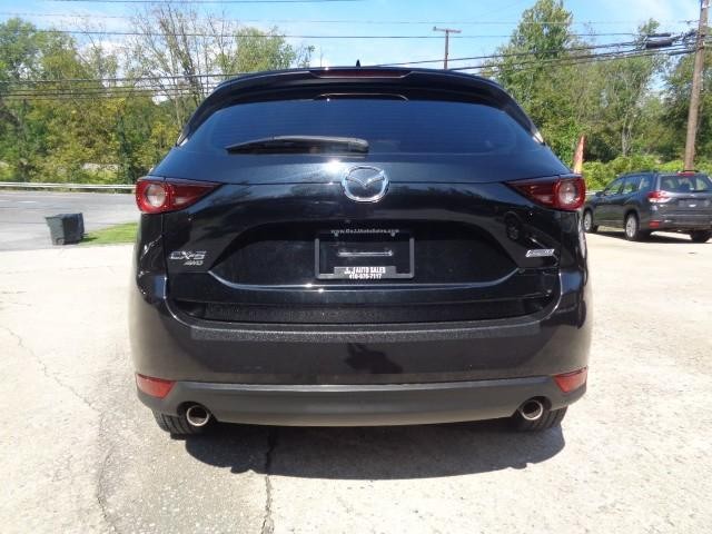 2019 Mazda CX-5 Sport image 04