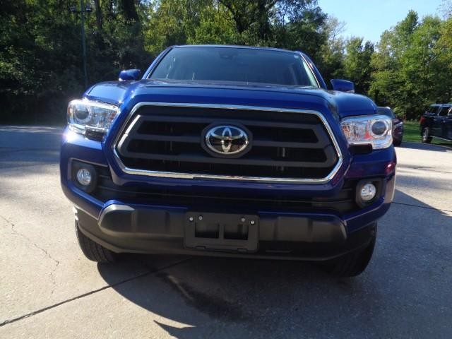 2023 Toyota Tacoma 4WD 4WD SR5 DOUBLE Cab image 02