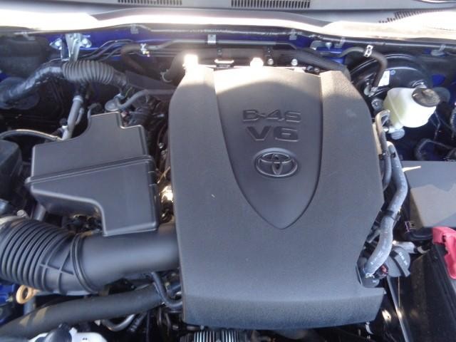 2023 Toyota Tacoma 4WD 4WD SR5 DOUBLE Cab image 14