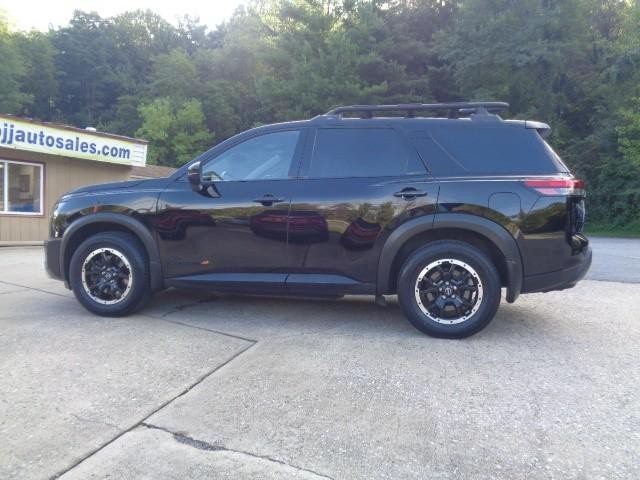 2023 Nissan Pathfinder Rock Creek image 03