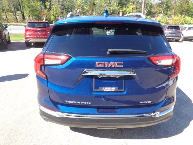 2022 GMC Terrain SLT image 05