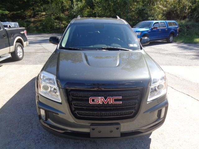 2017 GMC Terrain SLT image 02