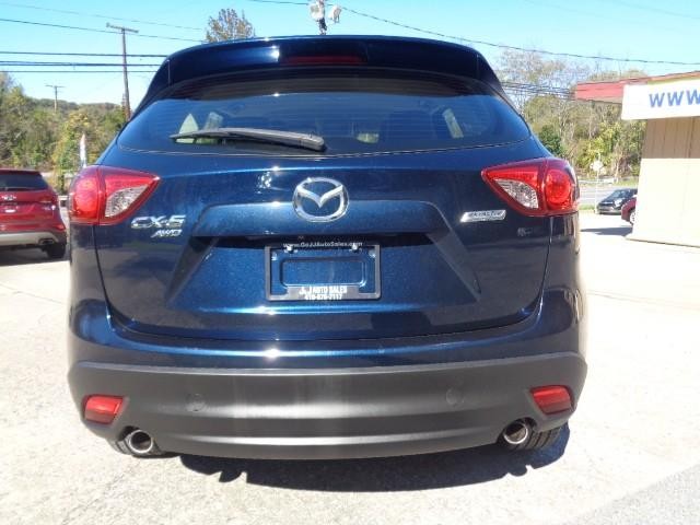2016 Mazda CX-5 Sport image 04