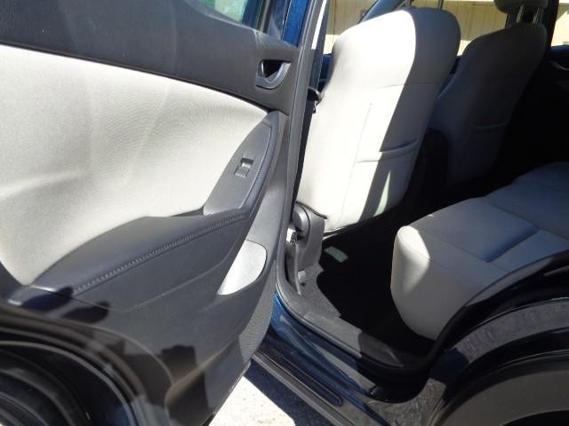 2016 Mazda CX-5 Sport image 24