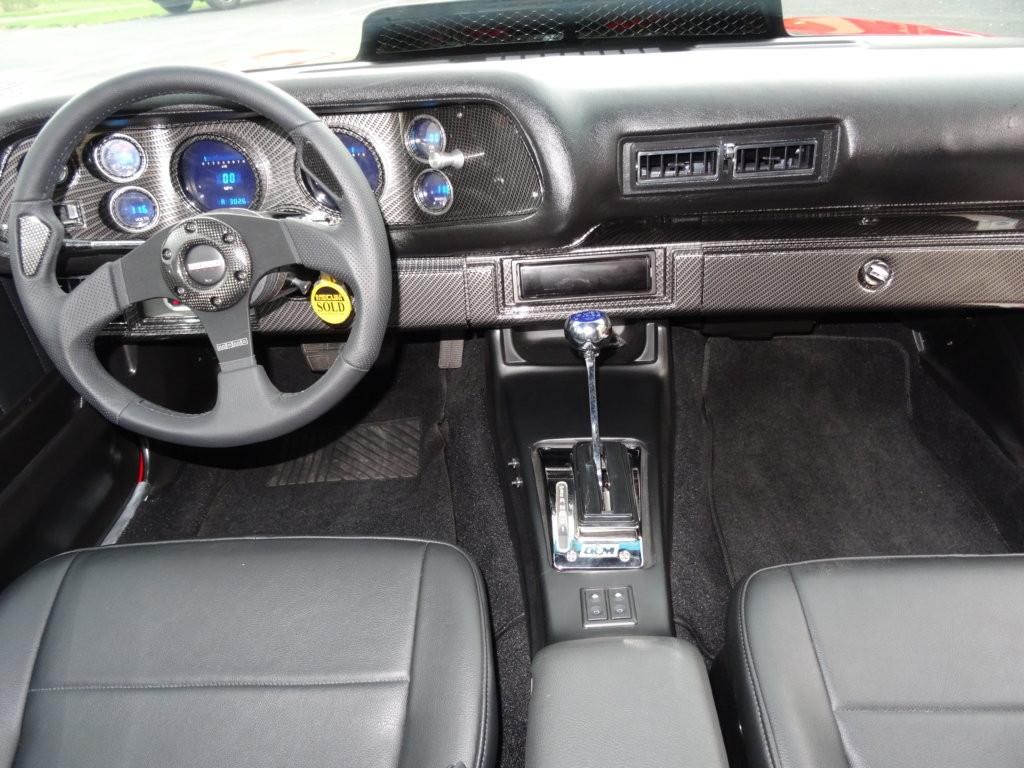 Chevrolet Camaro Vehicle Full-screen Gallery Image 41