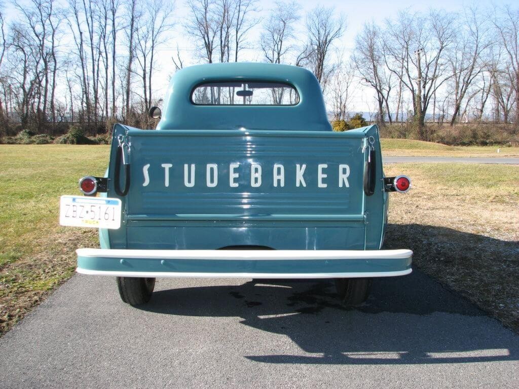 Studebaker Truck Vehicle Full-screen Gallery Image 10