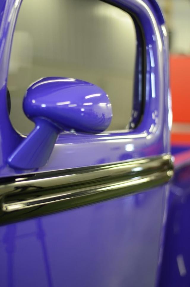 Ford F-1 Vehicle Full-screen Gallery Image 21