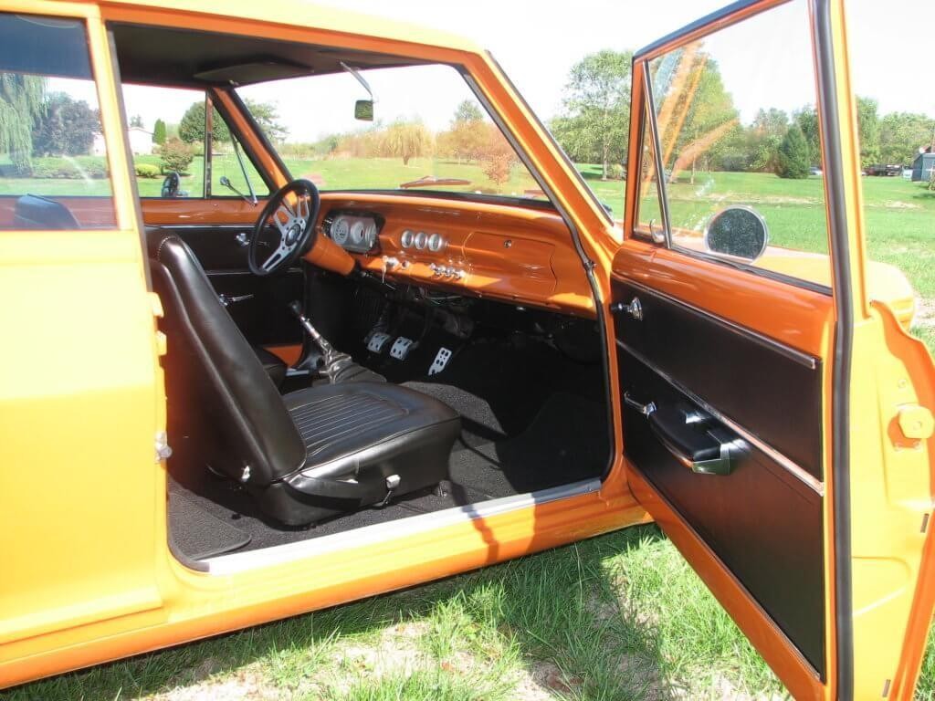 Chevrolet Chevy II Vehicle Full-screen Gallery Image 23