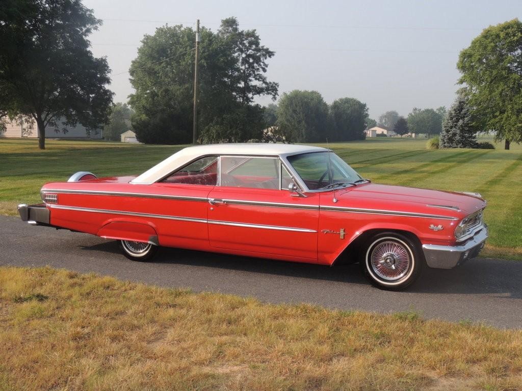 Ford Galaxie Vehicle Full-screen Gallery Image 7