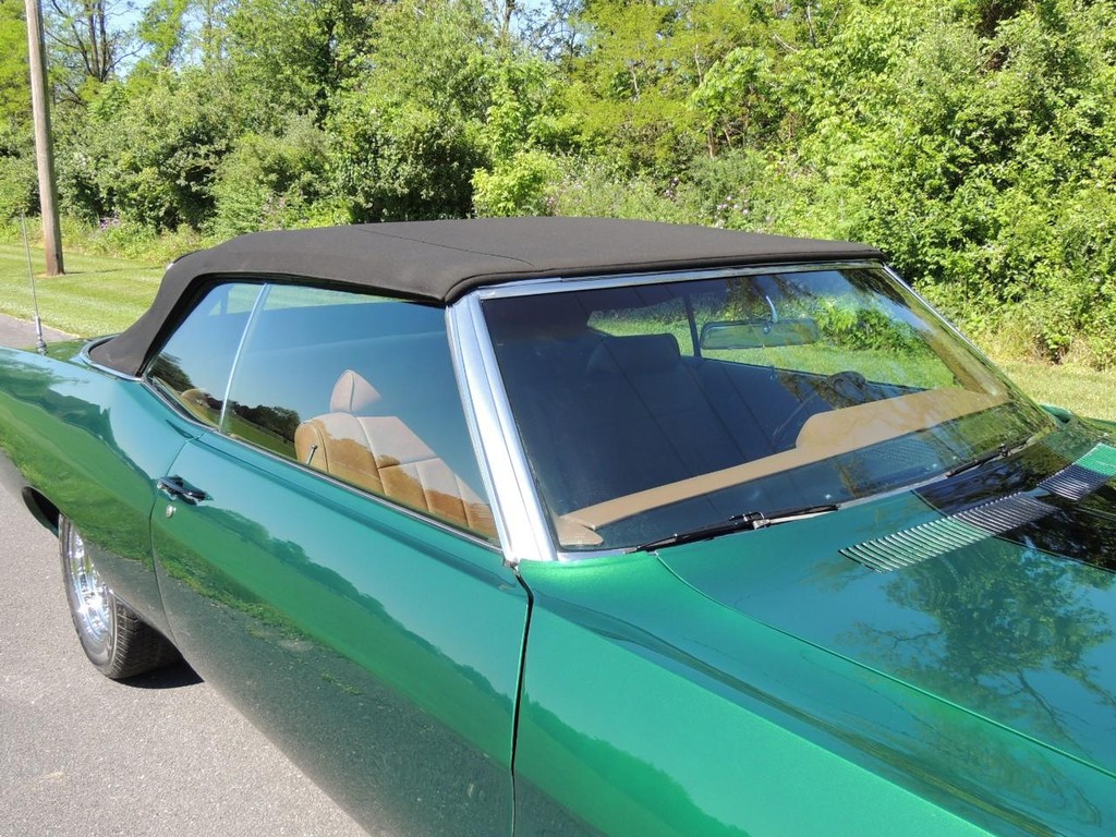 Chevrolet Impala Vehicle Full-screen Gallery Image 47