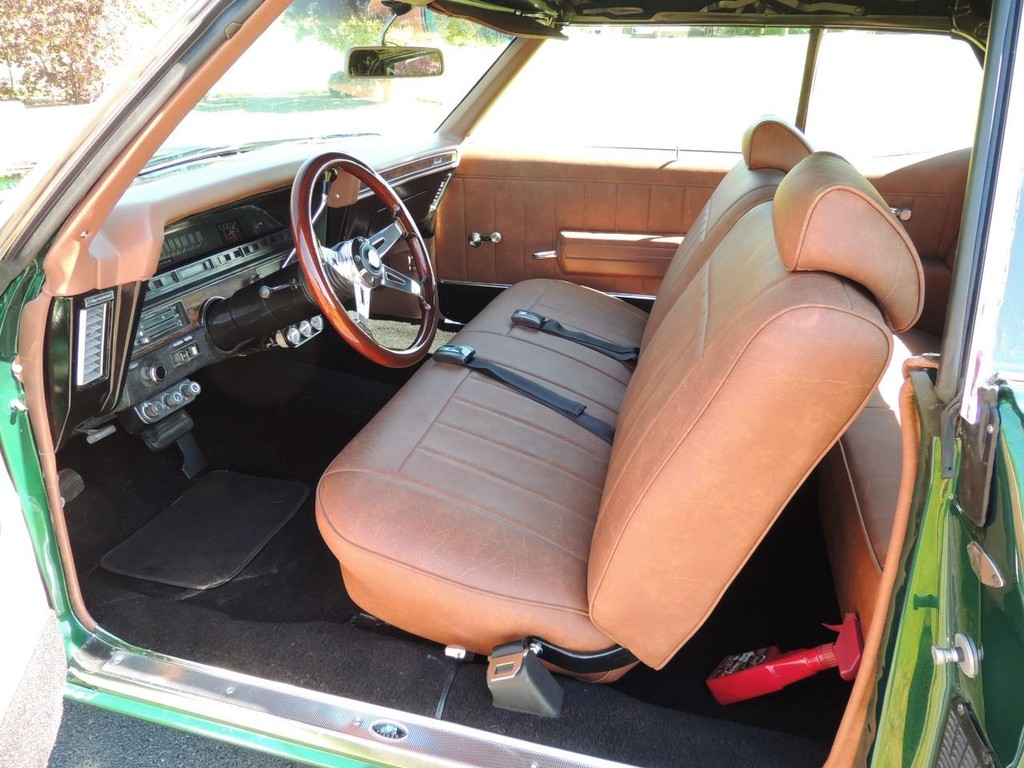 Chevrolet Impala Vehicle Full-screen Gallery Image 50
