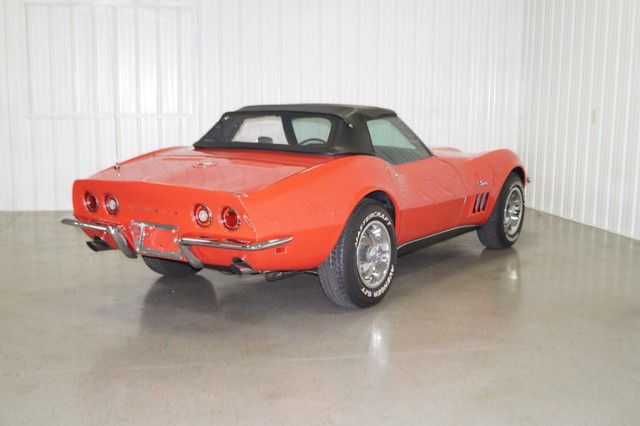 Chevrolet Corvette Vehicle Full-screen Gallery Image 53