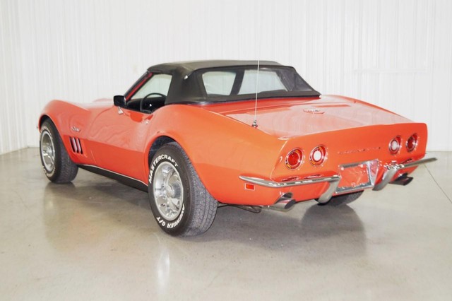 Chevrolet Corvette Vehicle Full-screen Gallery Image 56