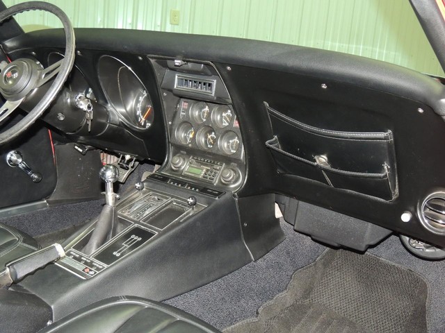 Chevrolet Corvette Vehicle Full-screen Gallery Image 90