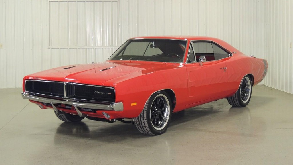Dodge Charger Vehicle Full-screen Gallery Image 28