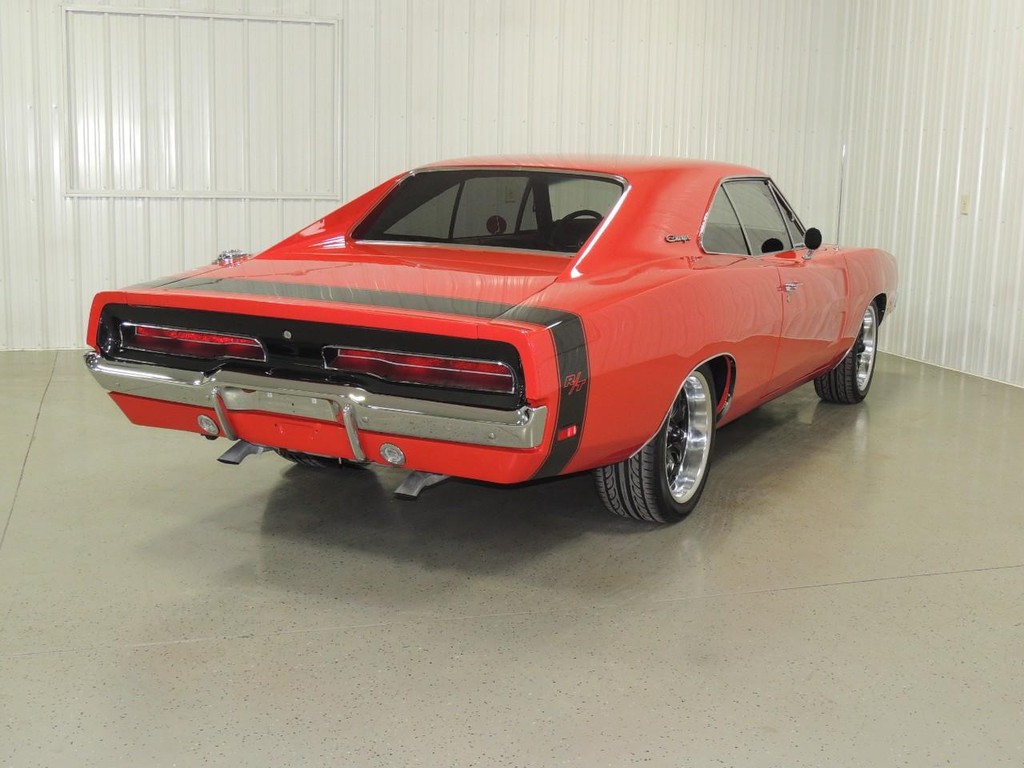 Dodge Charger Vehicle Full-screen Gallery Image 36