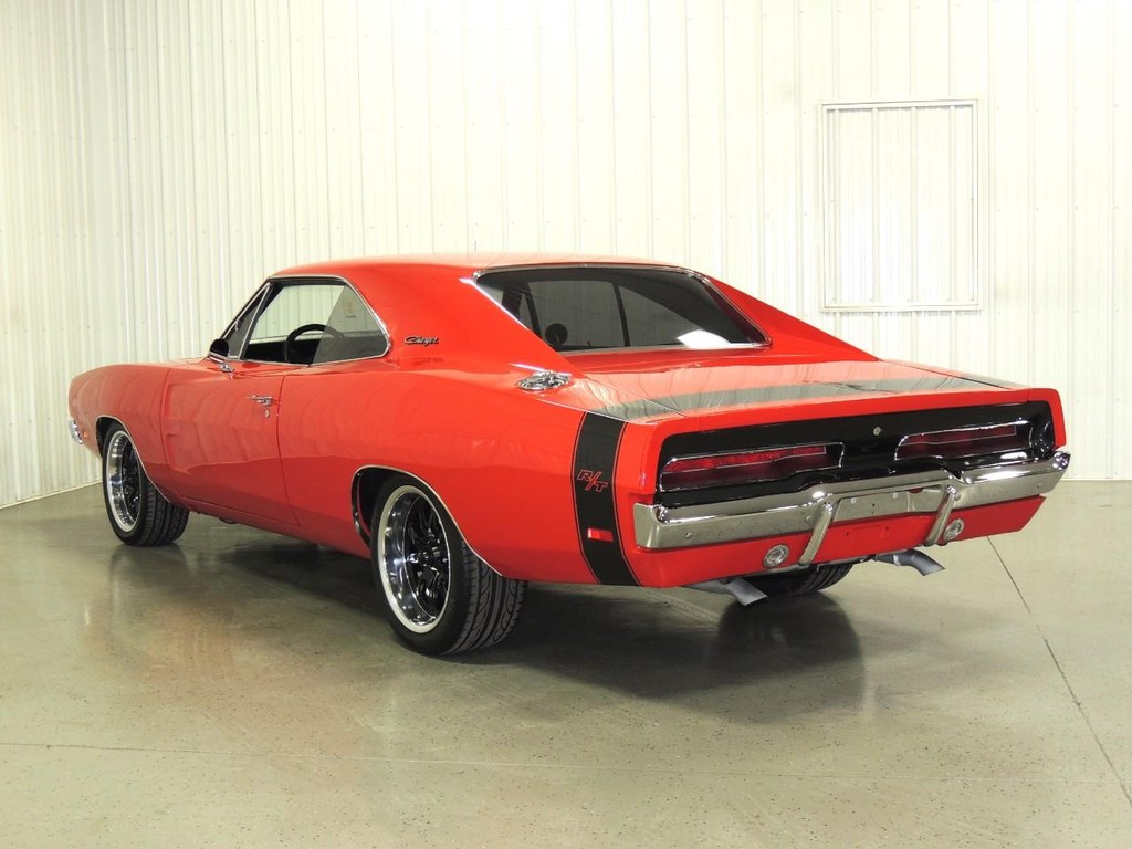 Dodge Charger Vehicle Full-screen Gallery Image 42