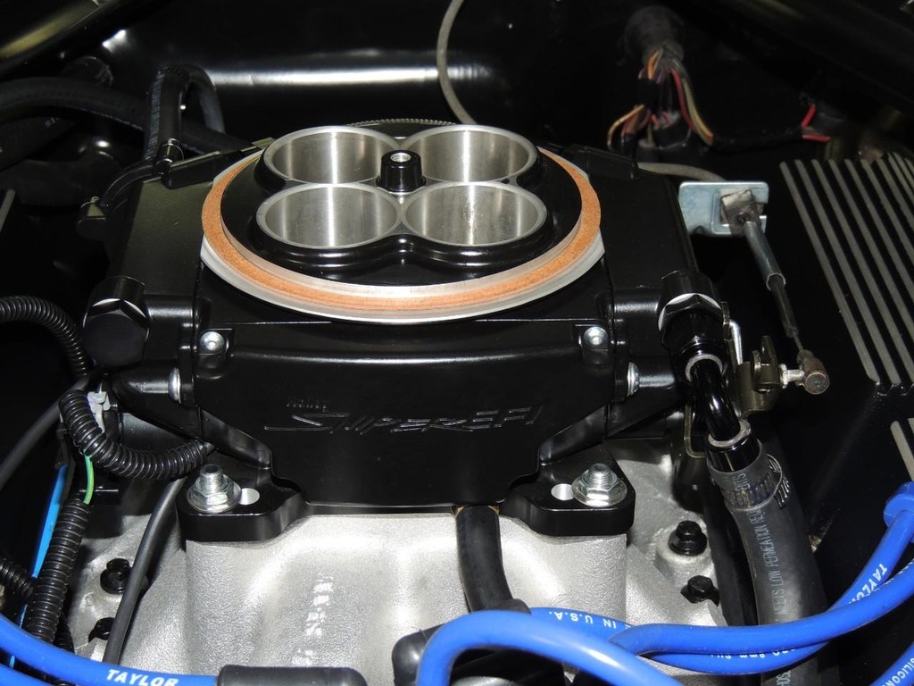 Ford Mustang Vehicle Full-screen Gallery Image 41