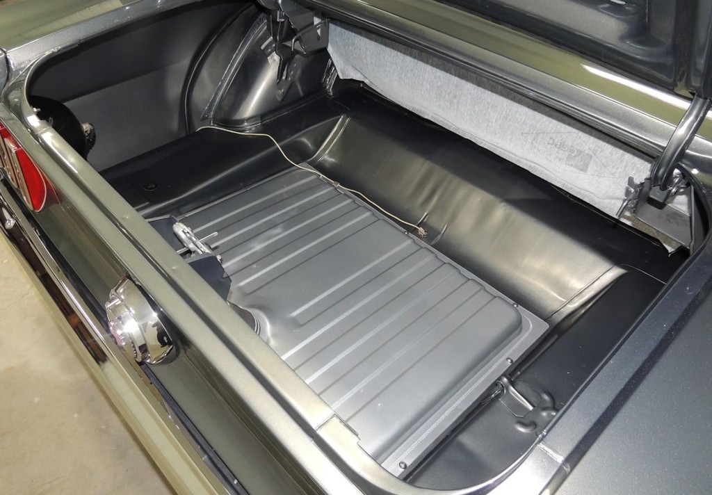 Ford Mustang Vehicle Full-screen Gallery Image 65