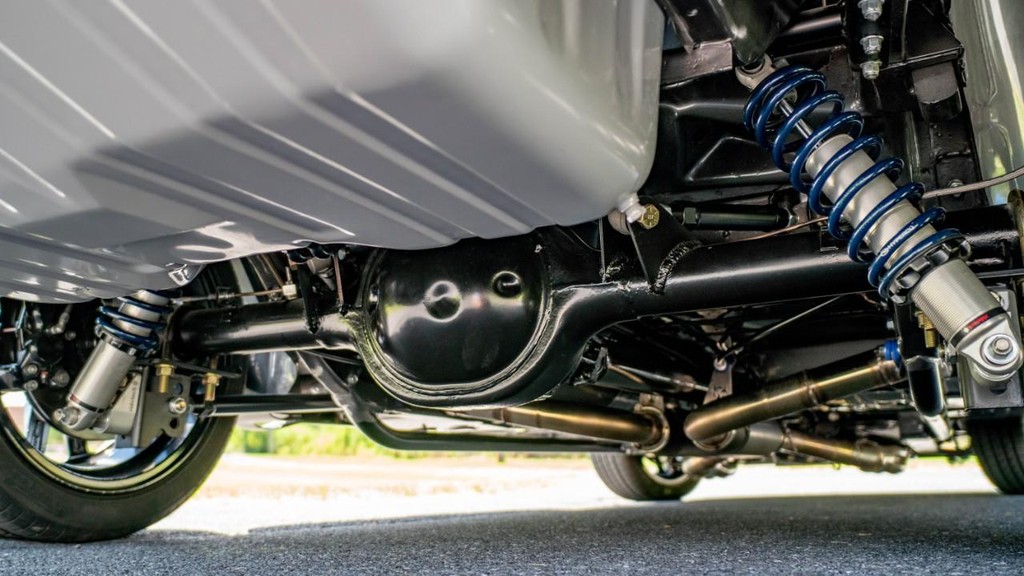 Ford Mustang Vehicle Full-screen Gallery Image 15