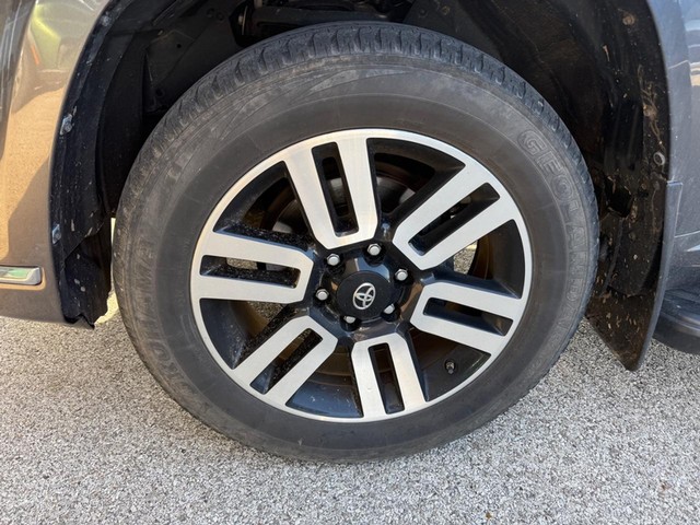 Used 2019 Toyota 4Runner Limited with VIN JTEBU5JR4K5696807 for sale in Granite City, IL