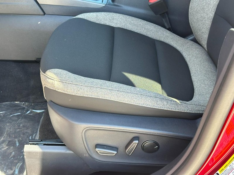 Ford Bronco Sport Vehicle Full-screen Gallery Image 10