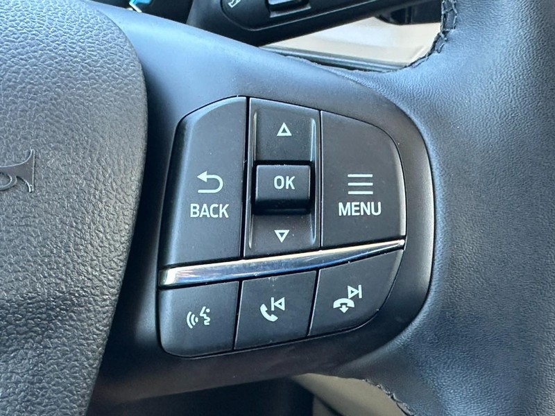 Ford Bronco Sport Vehicle Full-screen Gallery Image 12