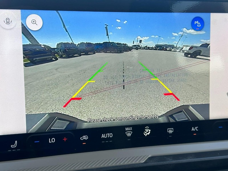 Ford Bronco Sport Vehicle Full-screen Gallery Image 14