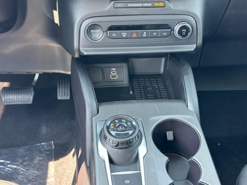 Ford Bronco Sport Vehicle Full-screen Gallery Image 8