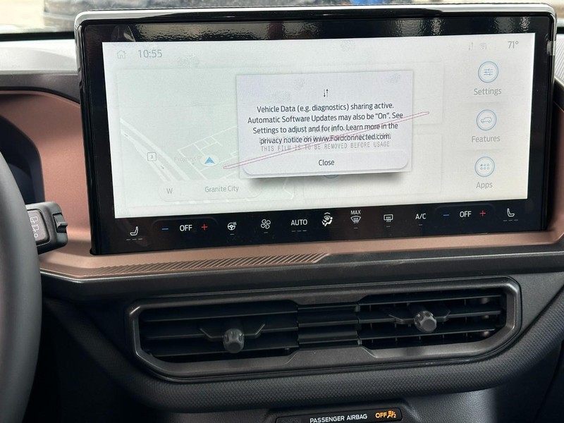 Ford Bronco Sport Vehicle Full-screen Gallery Image 7