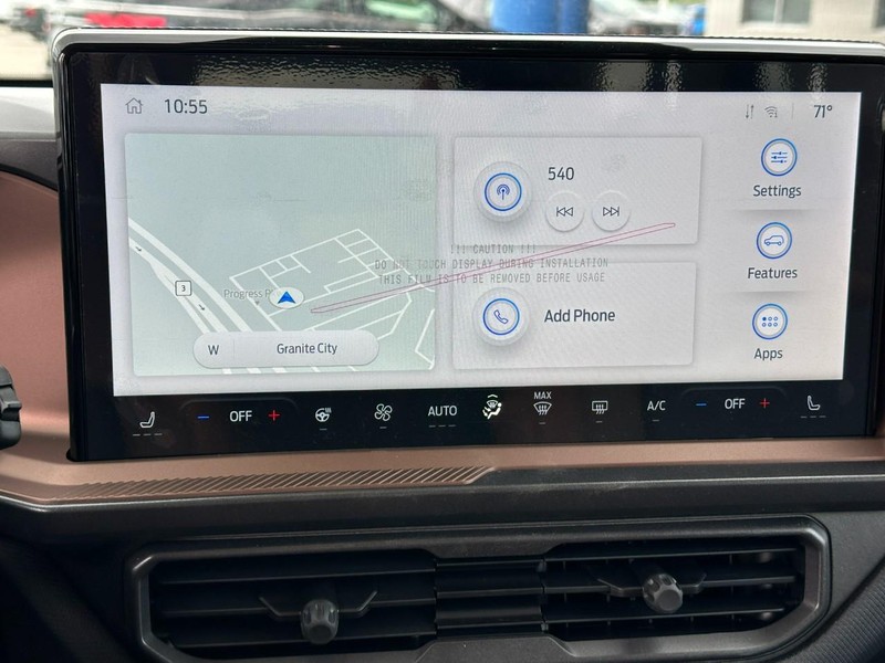 Ford Bronco Sport Vehicle Full-screen Gallery Image 9