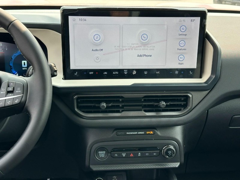 Ford Bronco Sport Vehicle Full-screen Gallery Image 7