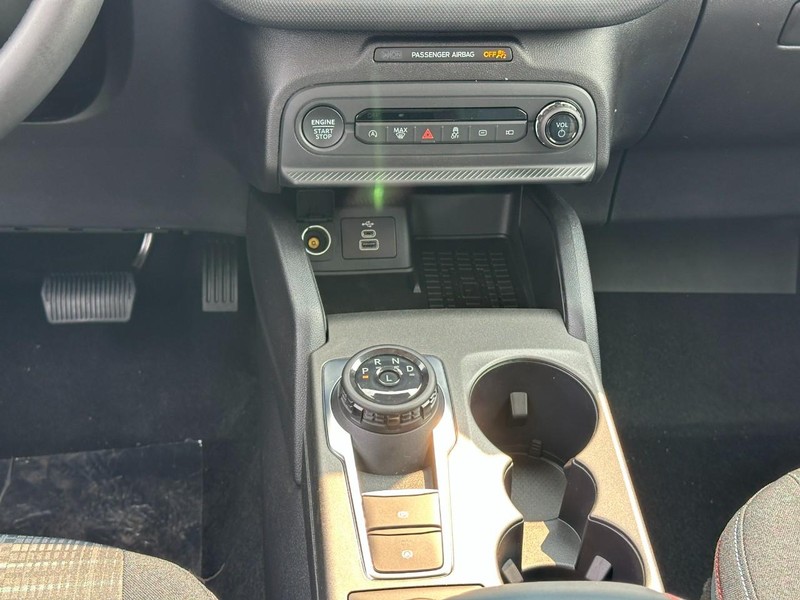 Ford Bronco Sport Vehicle Full-screen Gallery Image 8