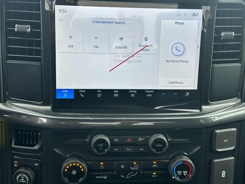 Ford F-150 Vehicle Full-screen Gallery Image 7