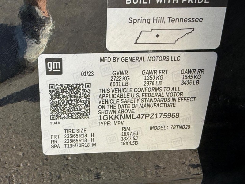 GMC Acadia Vehicle Full-screen Gallery Image 25