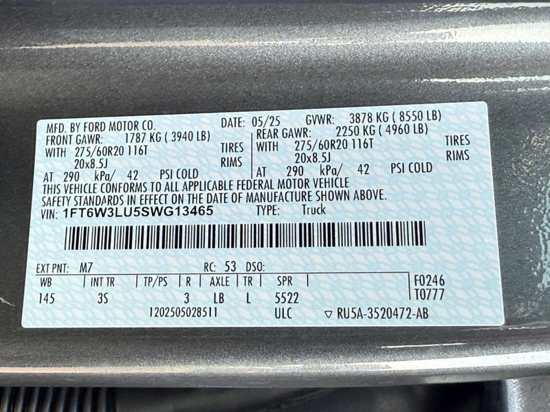 Ford F-150 Lightning Vehicle Full-screen Gallery Image 23