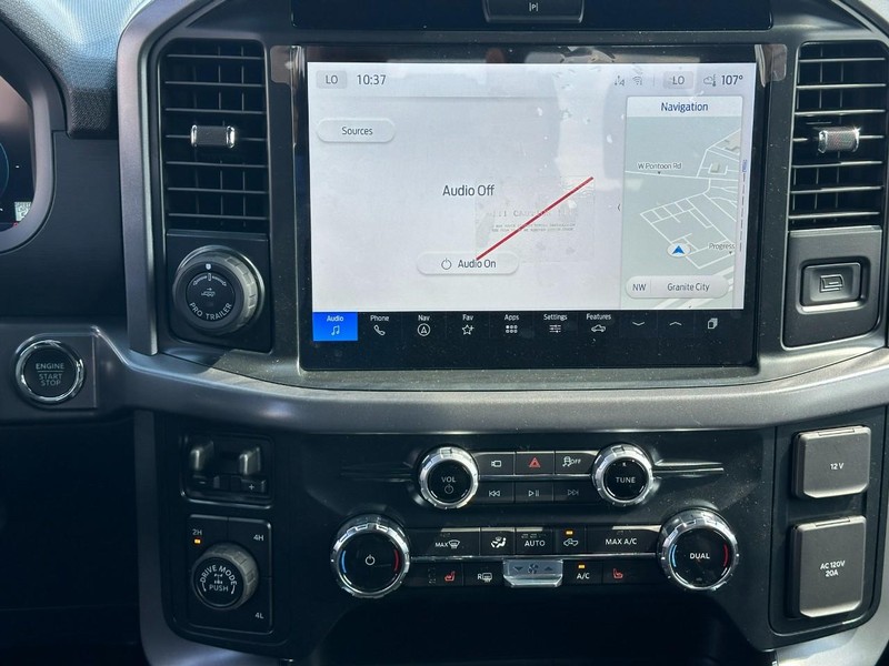 Ford F-150 Vehicle Full-screen Gallery Image 7